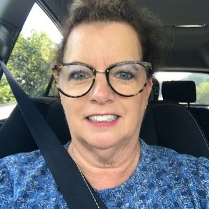 Meet your Posher, Beverly